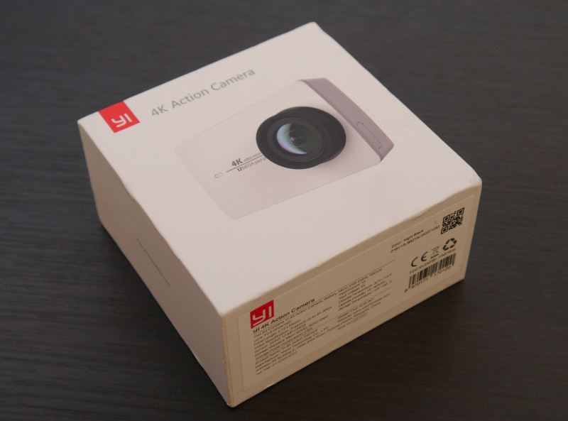 Xiaomi Yi 4K Дизайн устройства и комплектация